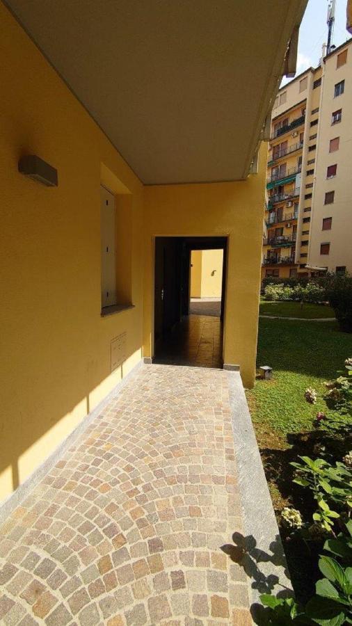 Navigli Suites - De Santis Мілан Екстер'єр фото